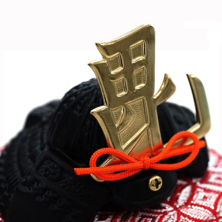 豆兜 毘 伝統工芸 座布団付き- 端午の節句 出世兜 インテリア | 日光 匠家